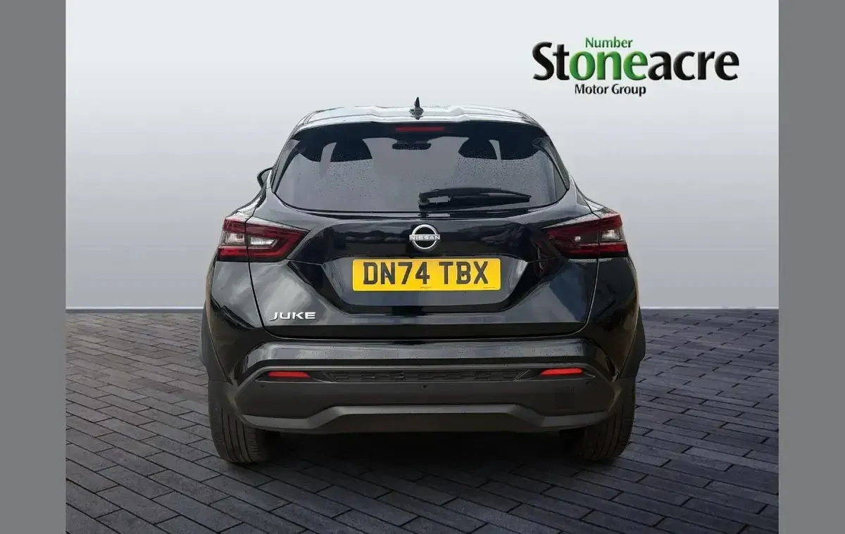 Used Nissan Juke N-Connecta 112 HP (82 kW) 2024 Black SUV