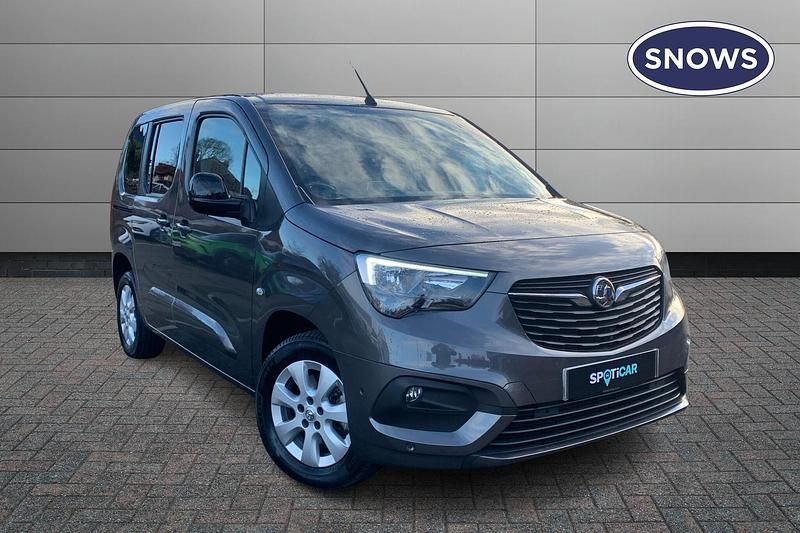 Grey Used 2022 Vauxhall Combo S MPV | £16,556 (Good price) - Image 1/4
