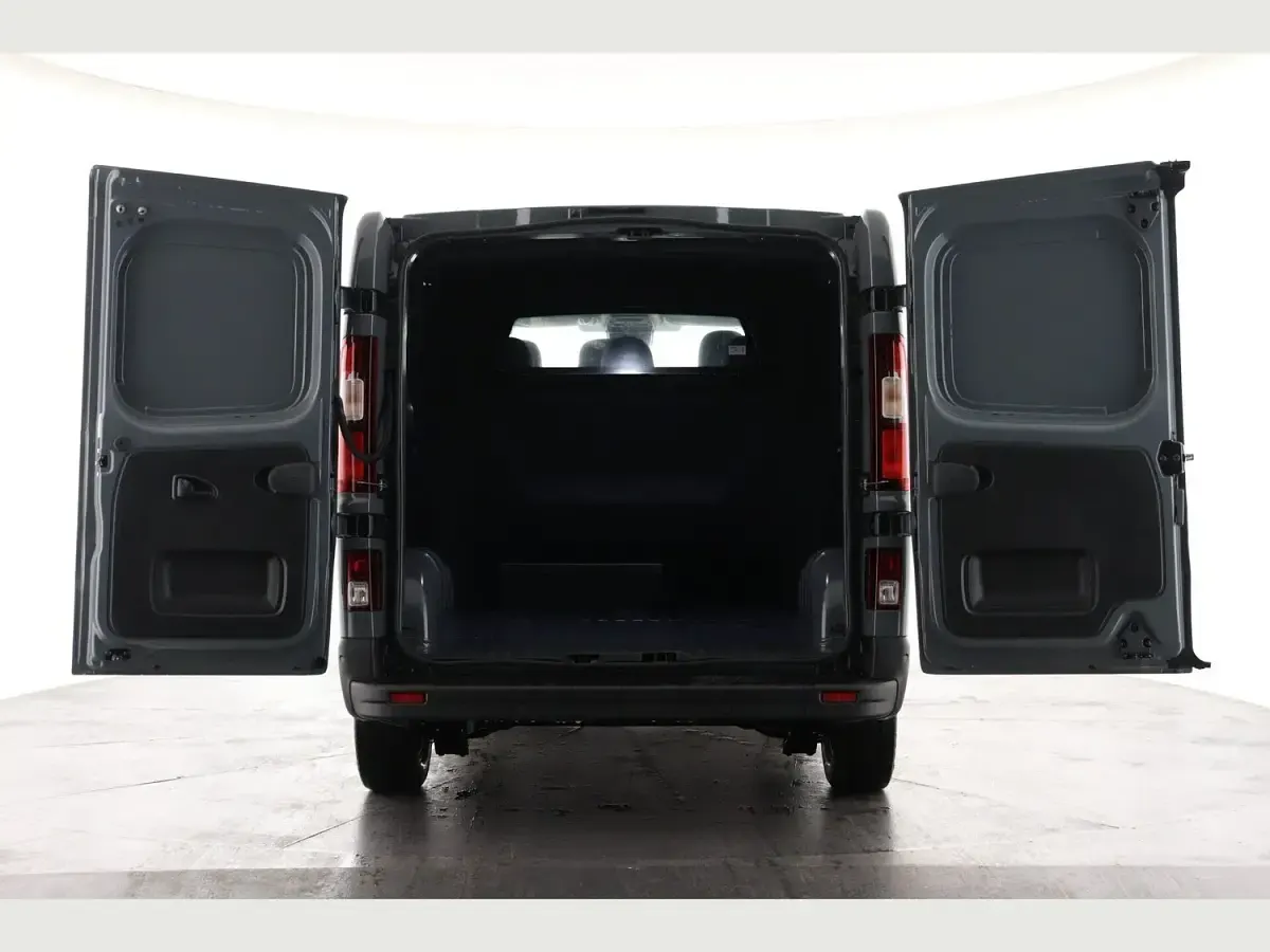 New Renault Trafic 2026 Grey