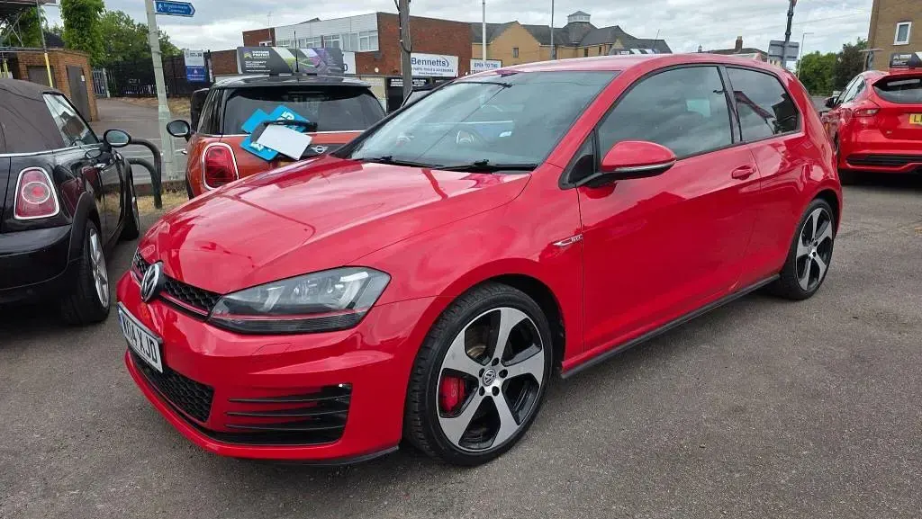 Used VW Golf VII GTI 2014 Red Hatchback