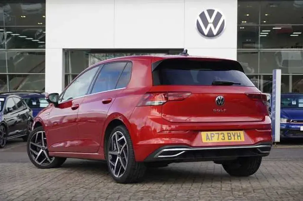 Used VW Golf VIII 150 HP (110 kW) 2023