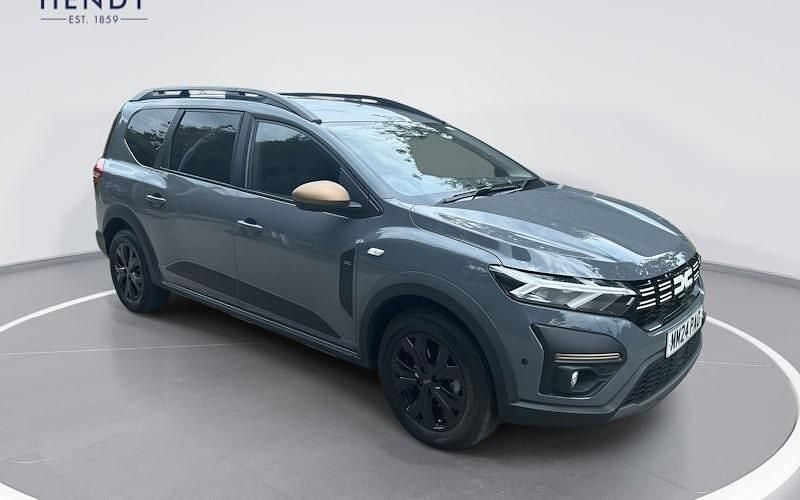 Used 2024 Dacia Jogger Extreme Estate | £21,299 (Fair price) - Image 1/4