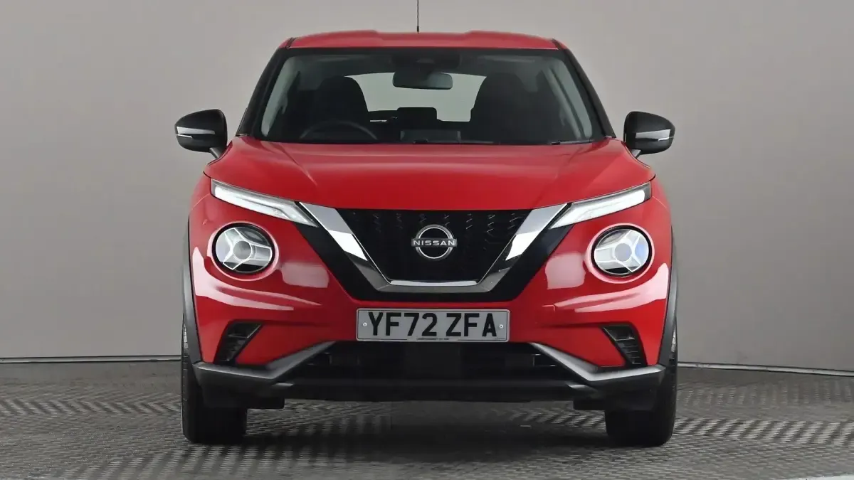 Gebraucht Nissan Juke Acenta 114 PS (83 kW) 2022 Rot SUV