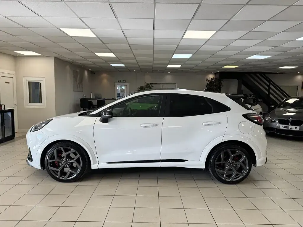 Used Ford Puma ST 200 HP (147 kW) 2022 White SUV