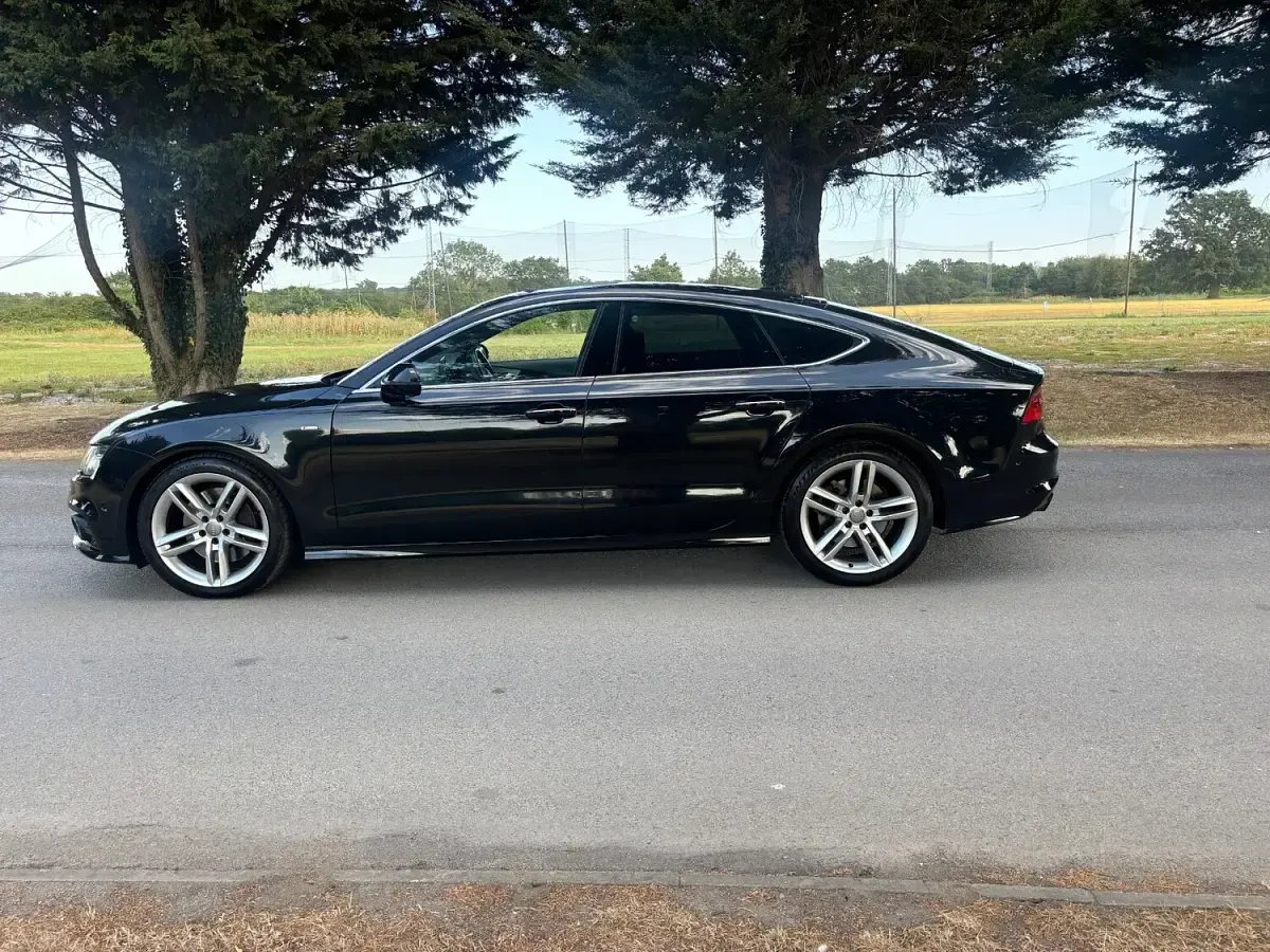 Used Audi A7 S-Line 2015 Black Hatchback