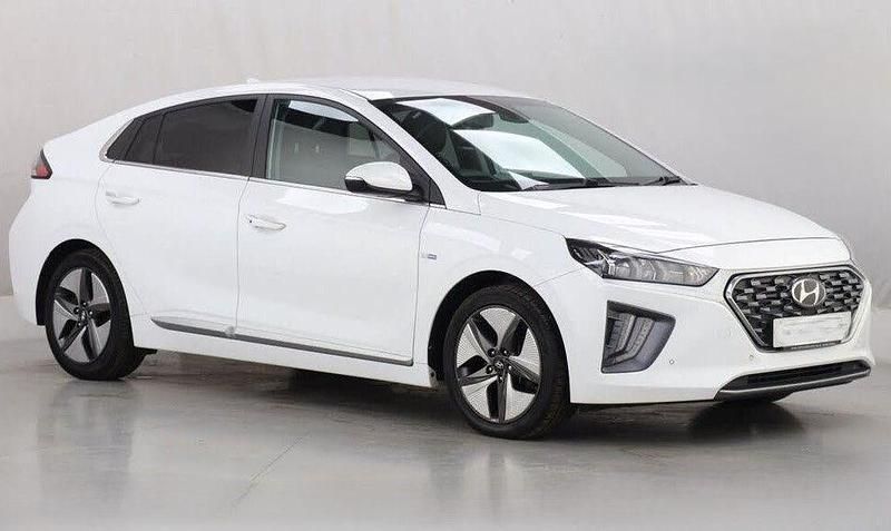Used Hyundai Ioniq Premium 2020 White Hatchback