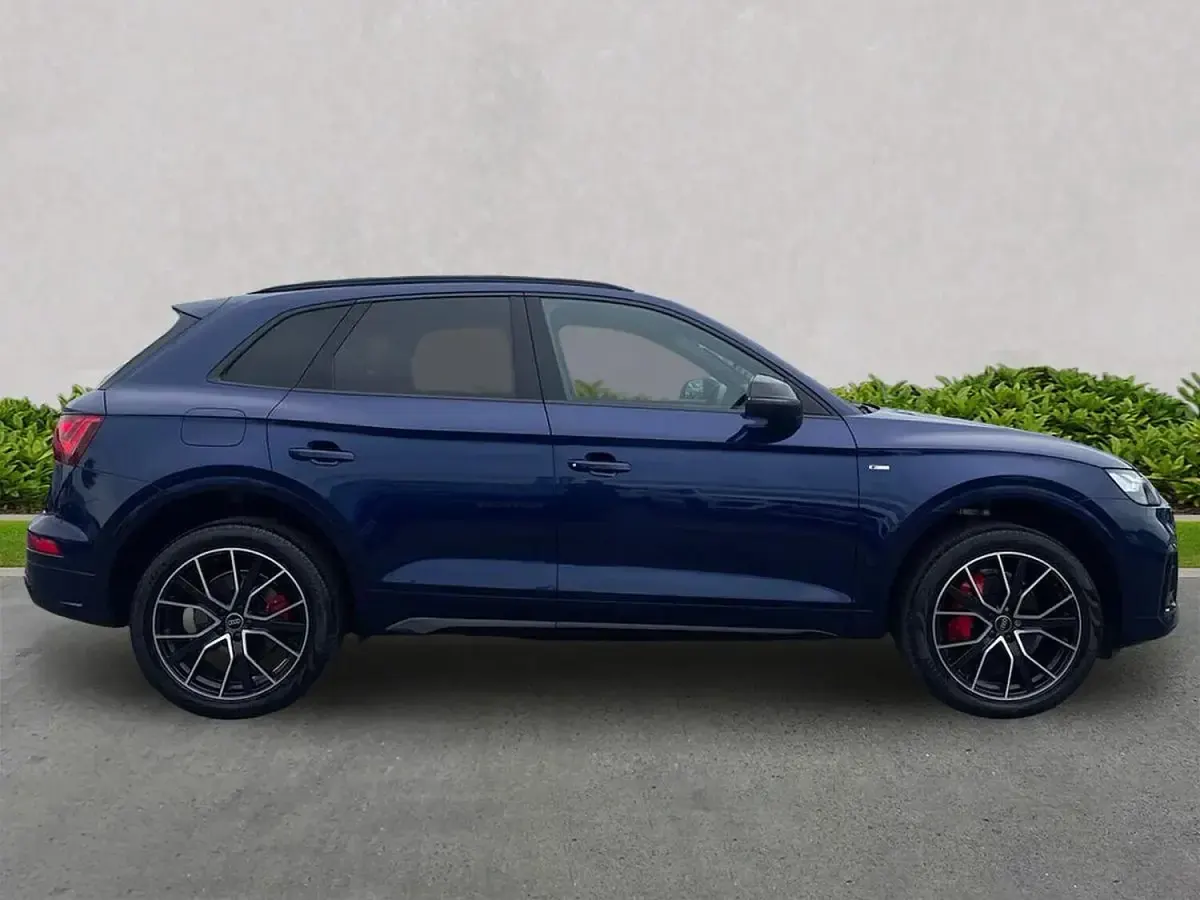 Used Audi Q5 204 HP (150 kW) 2023 Blue SUV