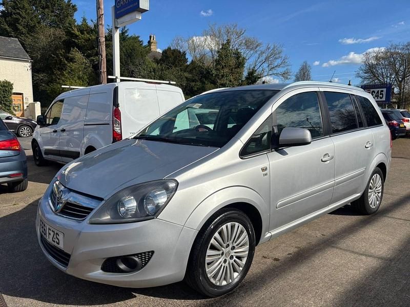 Used Vauxhall Zafira Excite 115 HP (84 kW) 2011 Silver MPV