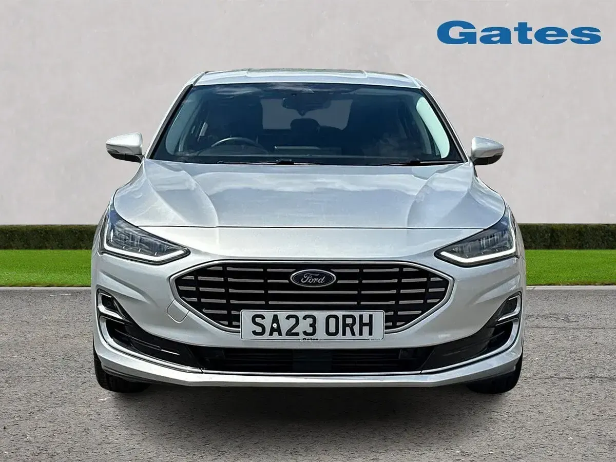 Used Ford Focus Titanium 125 HP (91 kW) 2023 Silver Hatchback