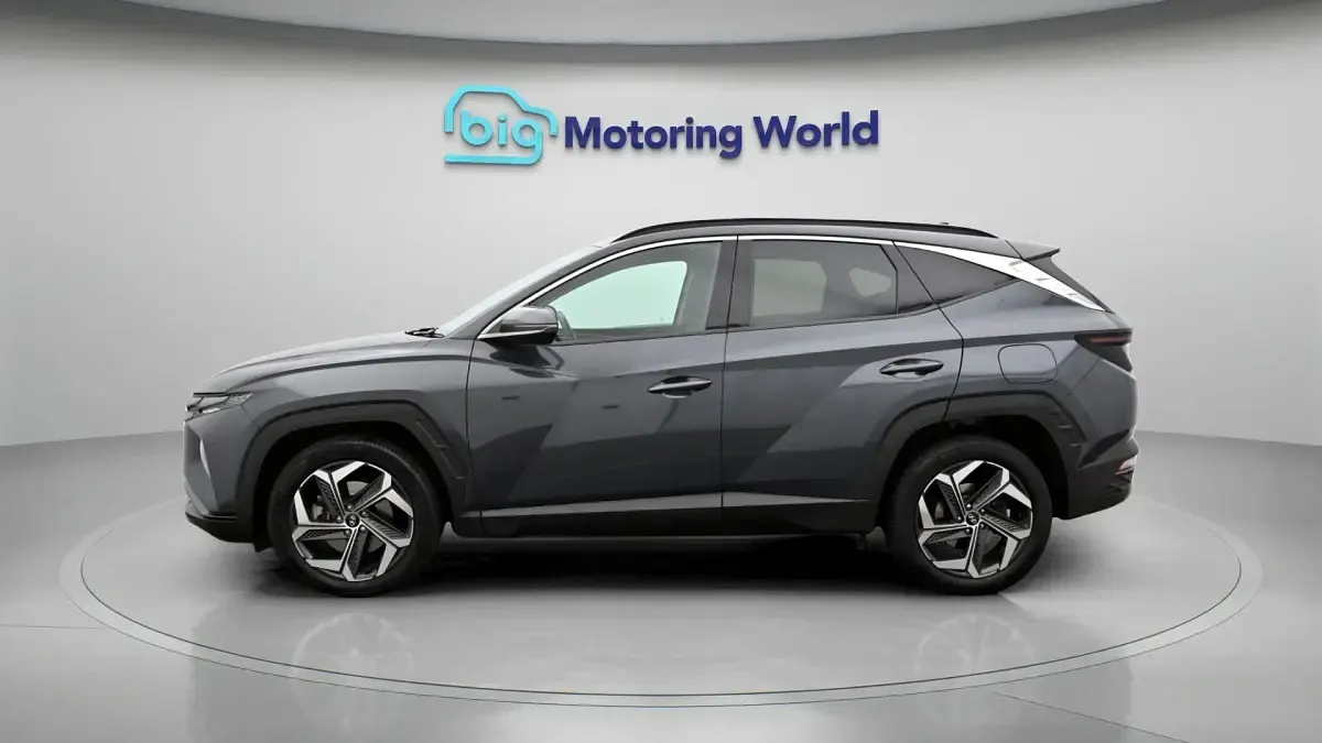 Begagnad Hyundai Tucson Premium 227 HK (166 kW) 2023 Grå SUV