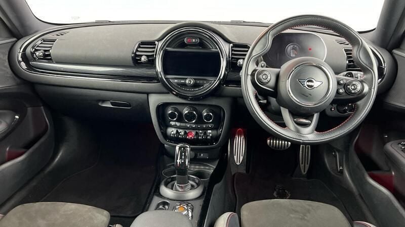 Used Mini John Cooper Works Clubman 302 HP (222 kW) 2020 Green Estate