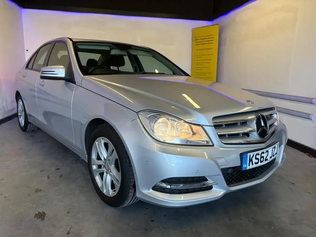 Used Mercedes C220 Executive 2013 Silver Sedan