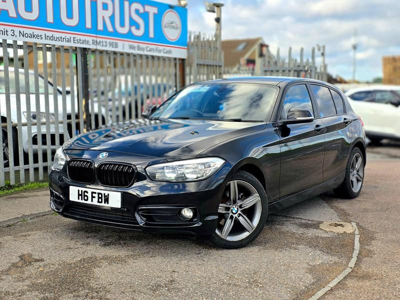 Used BMW 118 Sport Line 2017 Black Hatchback