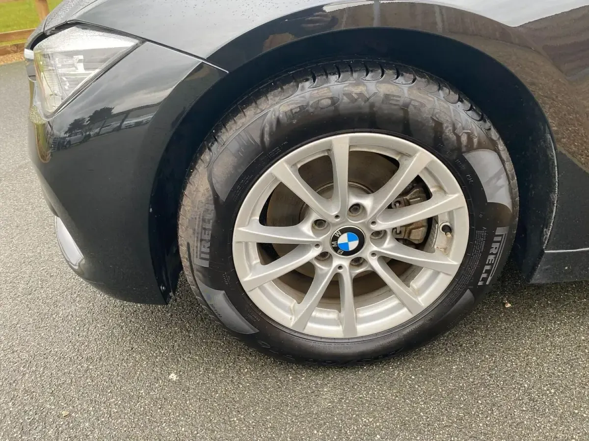 Used BMW 320 2017 Black Estate