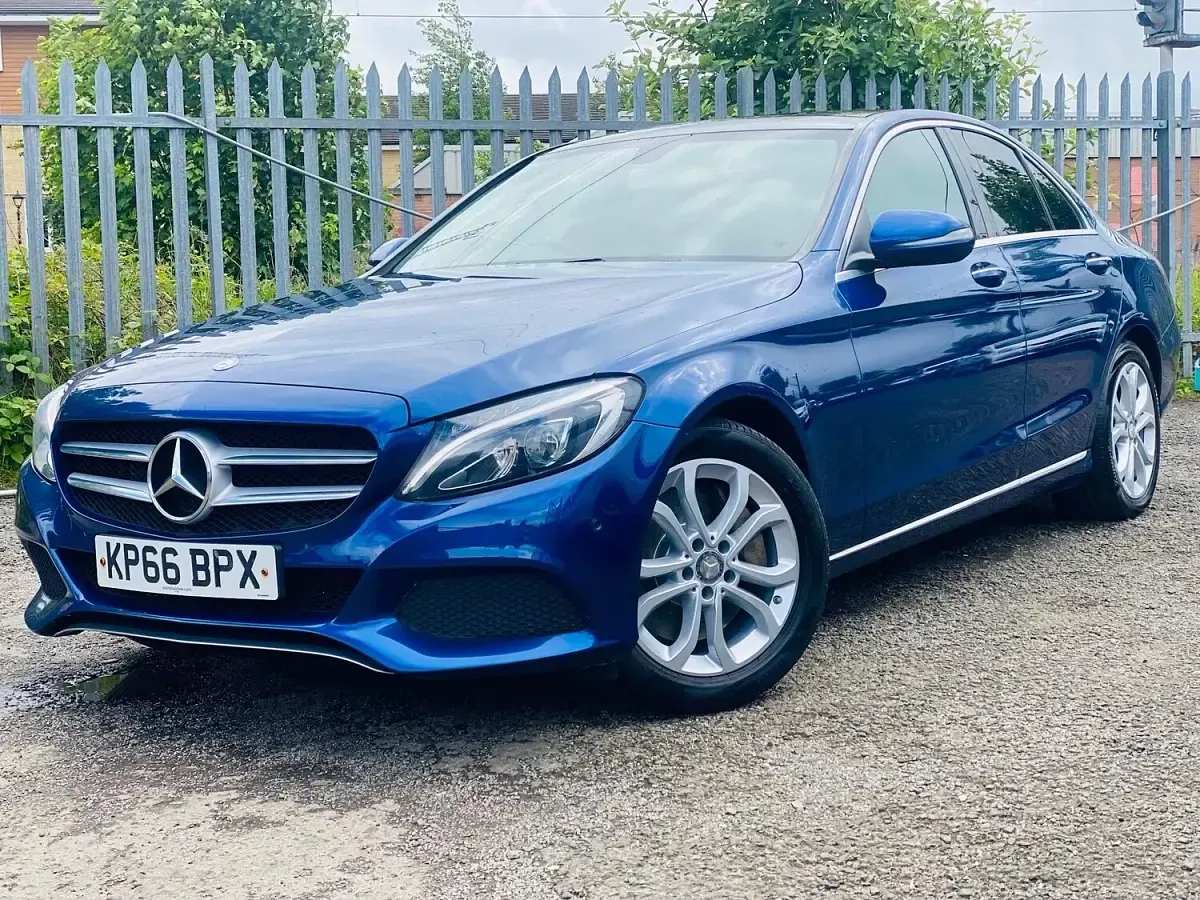 Used Mercedes C350e Premium 2016 Blue Sedan
