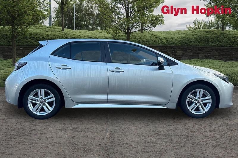 Used Toyota Corolla 2022 Silver Hatchback