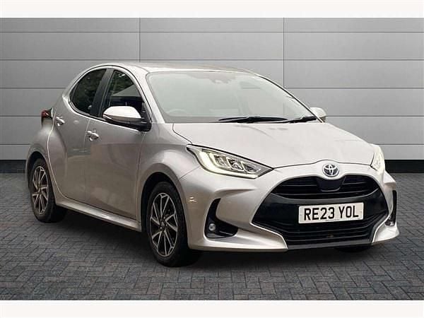 Used 2023 Toyota Yaris Design Hatchback | £17,650 (Fair price) - Image 1/3