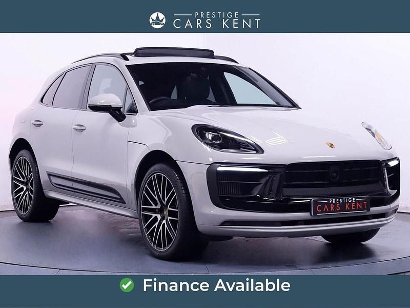 Grey Used 2022 Porsche Macan SUV | £56,695 (Fair price) - Image 1/4