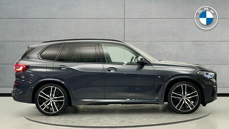 Used BMW X5 M Sport 389 HP (286 kW) 2021 Grey SUV