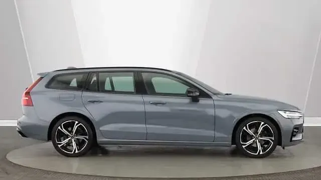 Used Volvo V60 Plus 161 HP (118 kW) 2023 Estate