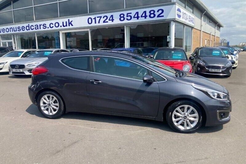 Grey Used 2017 Kia ProCeed 2 Hatchback | £5,390 (A bit pricey) - Image 1/1
