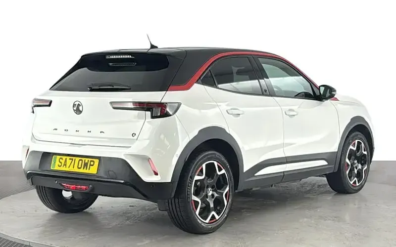 Usata Vauxhall Mokka SRi 100 kW (136 CV) 2025 SUV