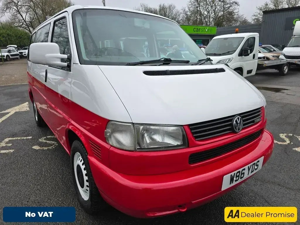 Used VW Caravelle R 101 HP (74 kW) 2000 Red Estate