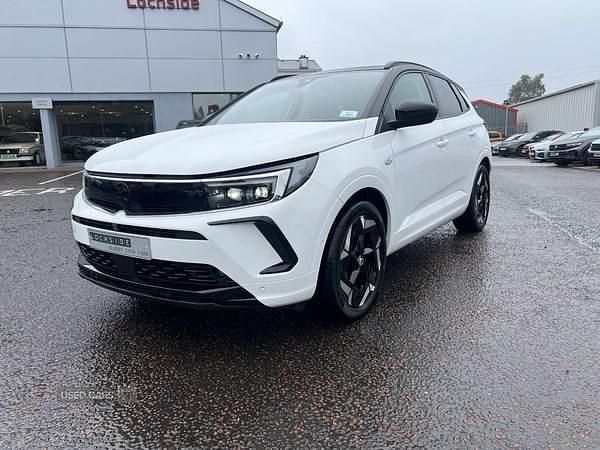 Used Vauxhall Grandland X GSe 296 HP (217 kW) 2024 White SUV