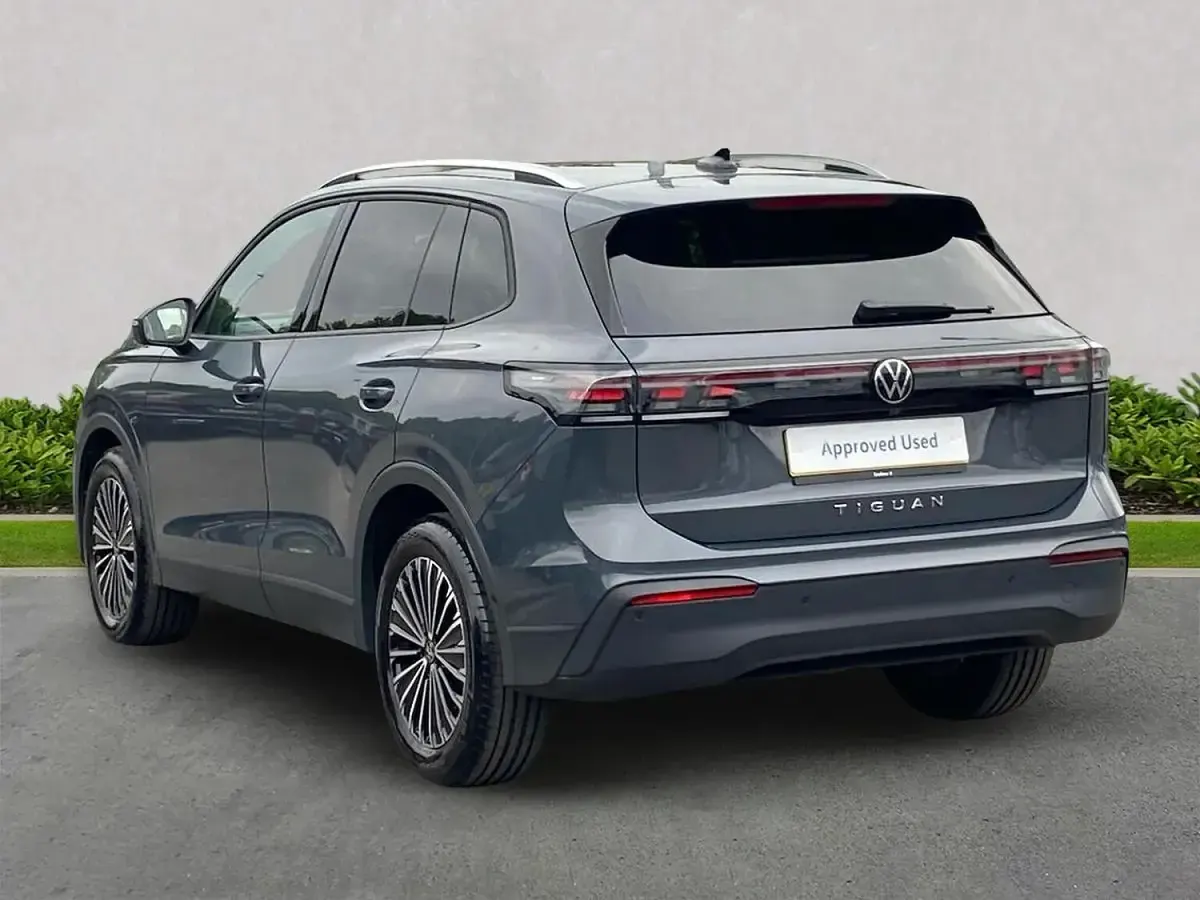 Used VW Tiguan Match 150 HP (110 kW) 2024 Grey SUV