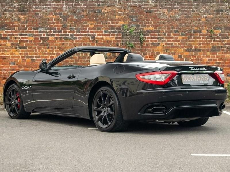Used Maserati GranCabrio 460 HP (338 kW) 2012 Black Cabriolet