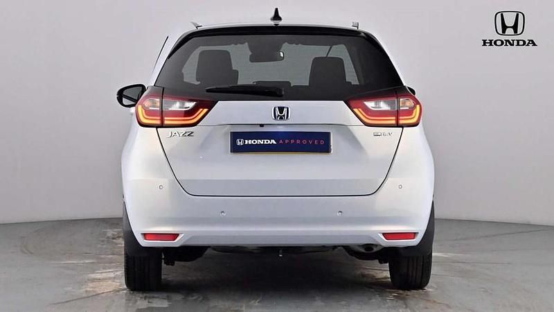 Used Honda Jazz EX 109 HP (80 kW) 2023 Premium sunlight white Hatchback