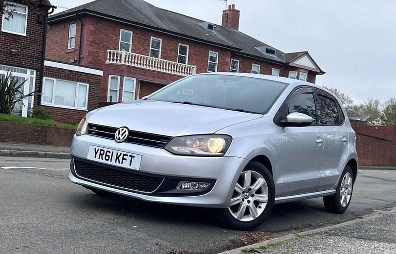Used VW Polo Match 85 HP (62 kW) 2011 Silver Hatchback