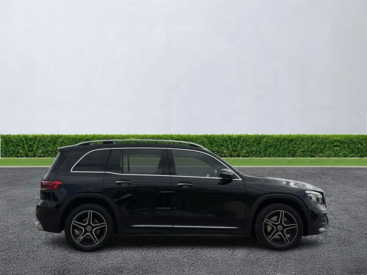 Used Mercedes GLB220 AMG Line Premium 2023 Black SUV
