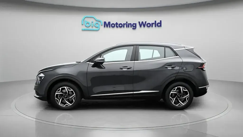 Usado Kia Sportage 148 HP (108 kW) 2023 Cinzento SUV
