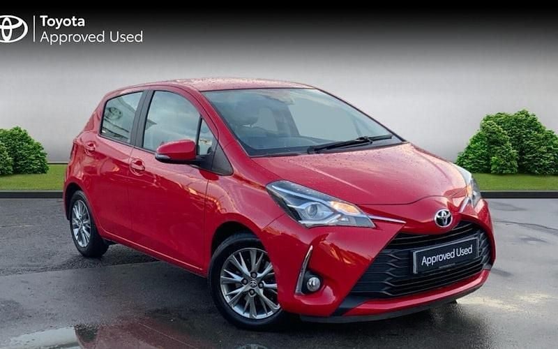Used 2020 Toyota Yaris Hatchback | £8,497 (Good price) - Image 1/4