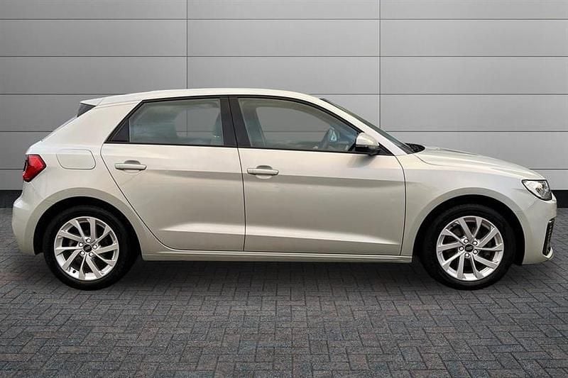 Used Audi A1 Sport 110 HP (80 kW) 2023 Silver Hatchback