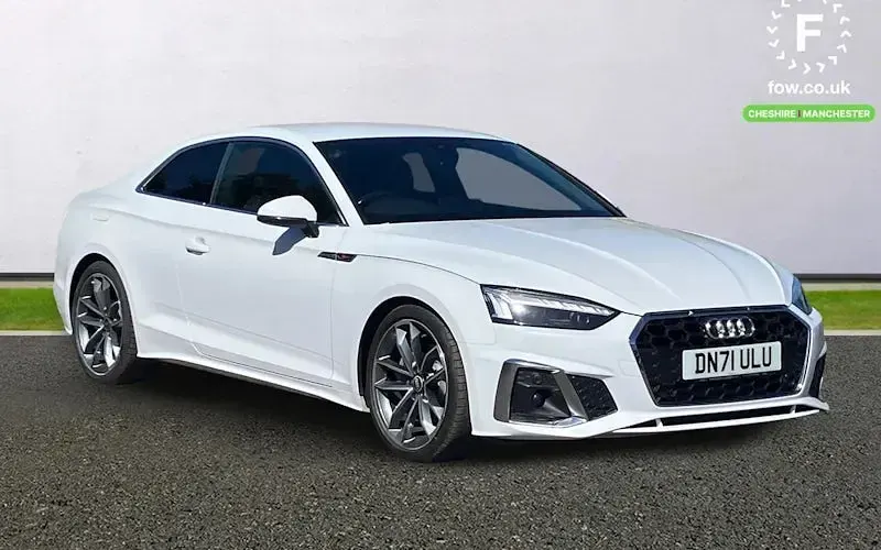 Usado Audi A5 S-Line 204 HP (150 kW) 2024 Coupé