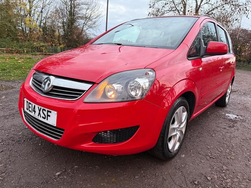 Red Used 2014 Vauxhall Zafira MPV | £3,995 (Fair price) - Image 1/4