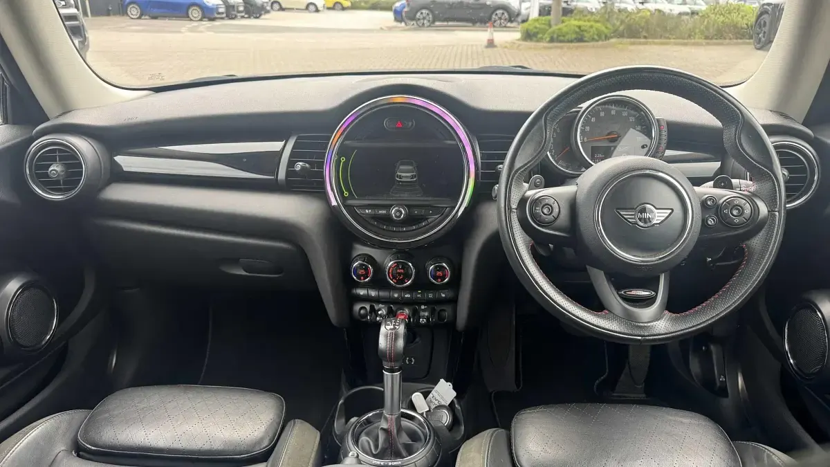 Used Mini Cooper S Hatch 189 HP (139 kW) 2017 Black Hatchback