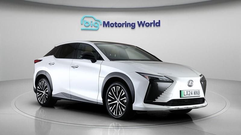 Used Lexus RZ 450e 230 kW (313 HP) 2024 White SUV