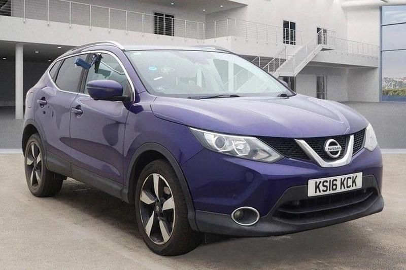 Used Nissan Qashqai N-Connecta 110 HP (80 kW) 2016 Blue SUV
