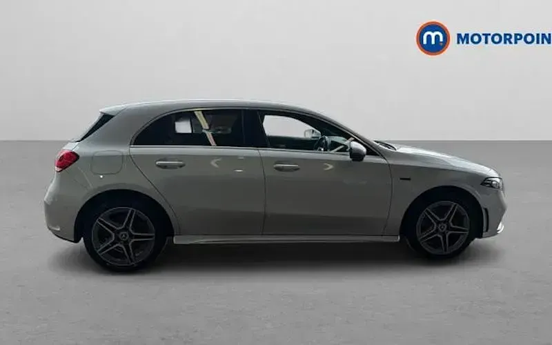 Used Mercedes A250 Executive 218 HP (160 kW) 2021 Silver Hatchback