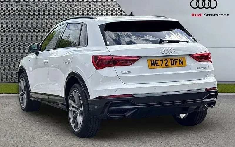 Used Audi Q3 Black Edition 150 HP (110 kW) 2022 White SUV