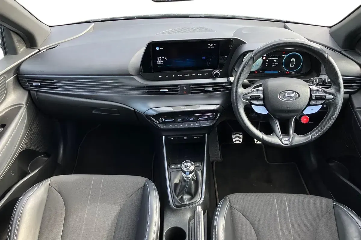 Używany Hyundai i20 204 KM (150 kW) 2022 Czarny Hatchback