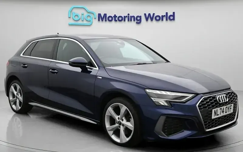 Used Audi A3 Sportback e-tron S-Line 204 HP (150 kW) 2024 Hatchback