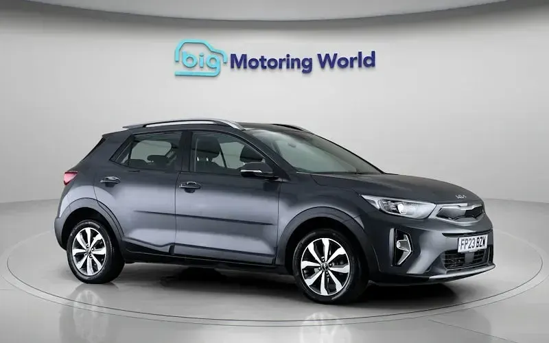 Used Kia Stonic 101 HP (74 kW) 2023 Grey SUV