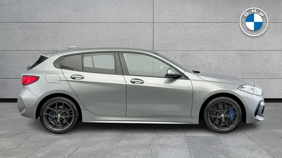 Used BMW 118 M Sport 134 HP (98 kW) 2023 Grey