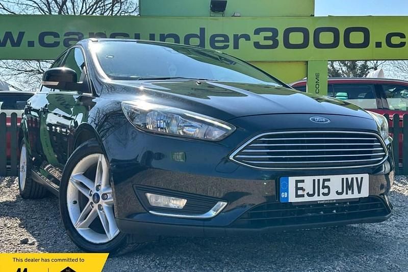 Used Ford Focus Titanium 125 HP (91 kW) 2015 Black Hatchback
