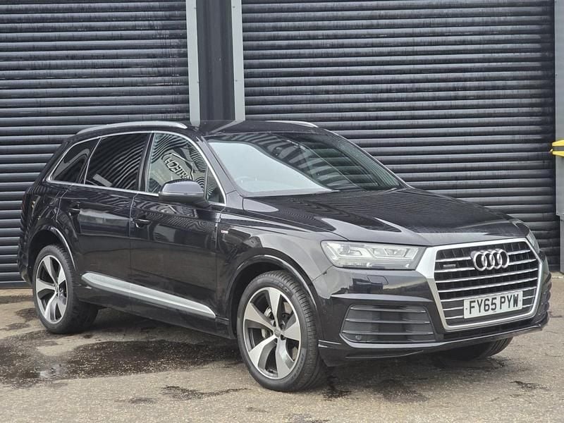 Black Used 2015 Audi Q7 S-Line SUV | £14,995 (Fair price) - Image 1/4