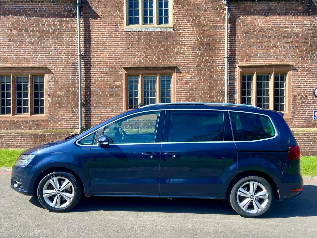 Used Seat Alhambra SE 184 HP (135 kW) 2016 Blue MPV